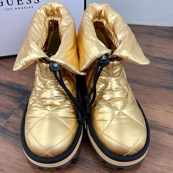NIB - GUESS Leian2 Metallic Gold Logo Booties - Size 10 - Picture 8 of 13